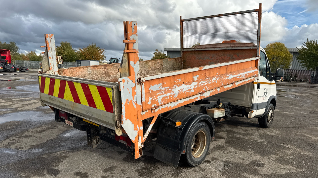 IVECO DAILY 60-180 - Truk jungkit: gambar 4 IVECO DAILY 60-180 - Truk jungkit: gambar 4