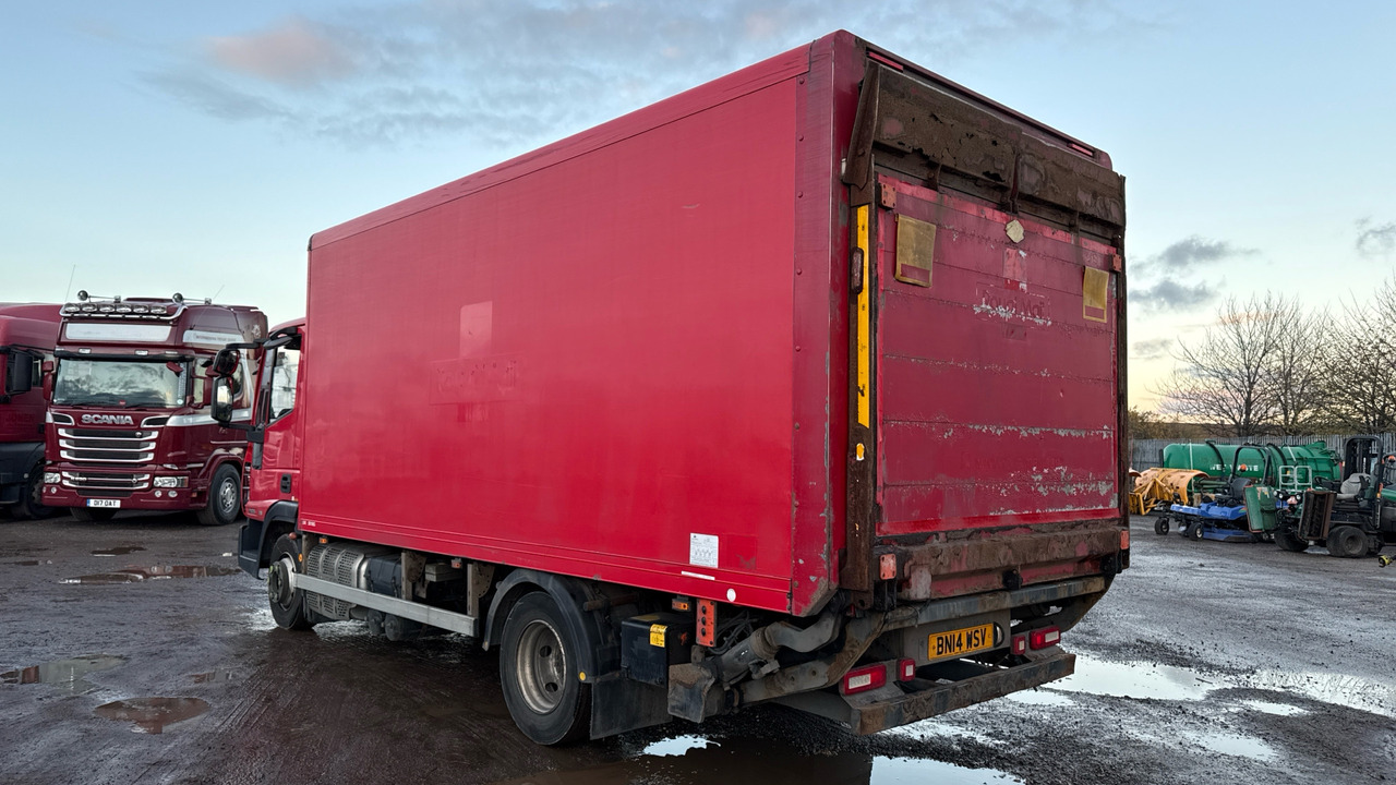 Iveco Eurocargo 75E16 - Truk box: gambar 3 Iveco Eurocargo 75E16 - Truk box: gambar 3