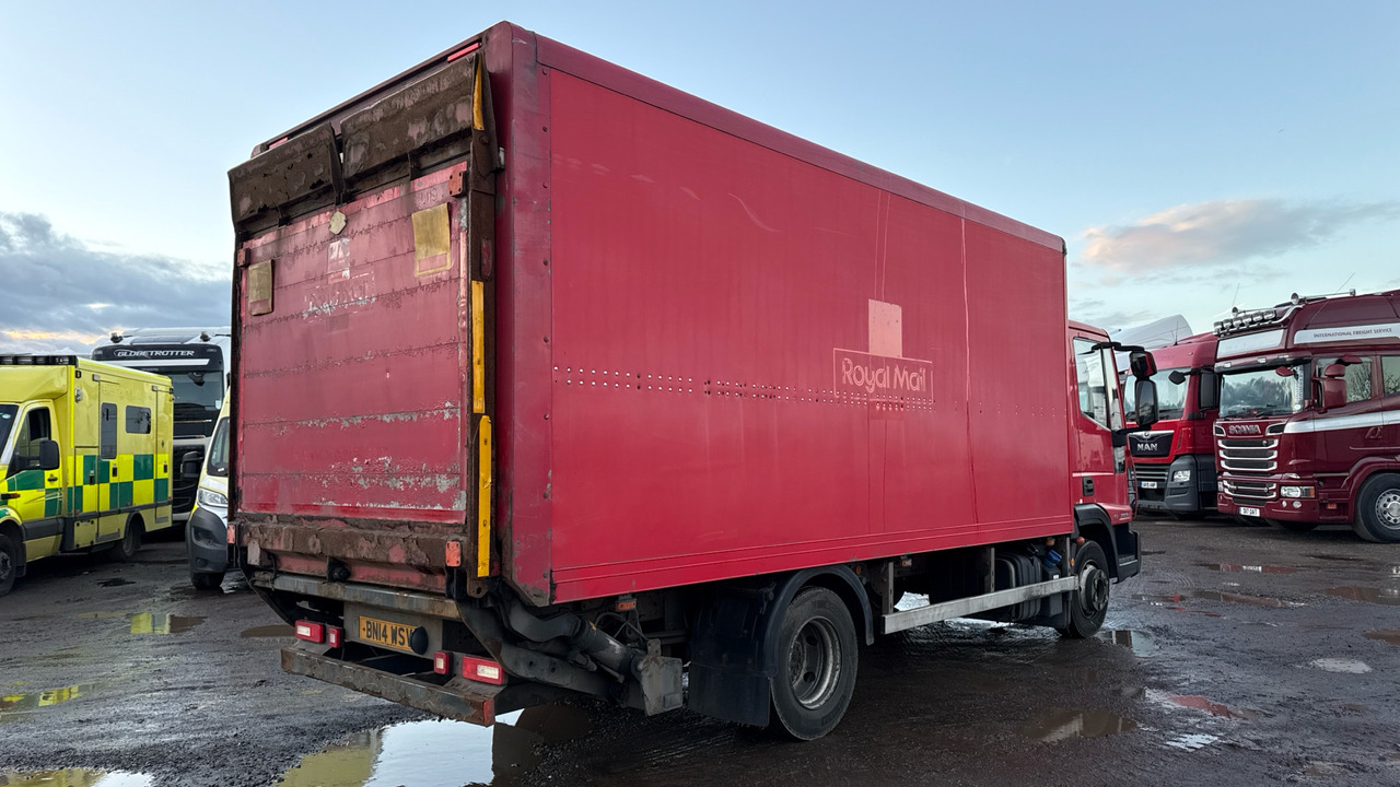 Iveco Eurocargo 75E16 - Truk box: gambar 4 Iveco Eurocargo 75E16 - Truk box: gambar 4