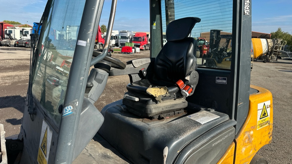 JUNGHEINRICH DFG430S - Forklift diesel: gambar 5 JUNGHEINRICH DFG430S - Forklift diesel: gambar 5