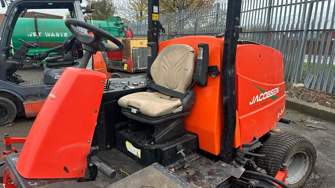 Jacobsen R311T - Mesin pemotong rumput: gambar 5 Jacobsen R311T - Mesin pemotong rumput: gambar 5