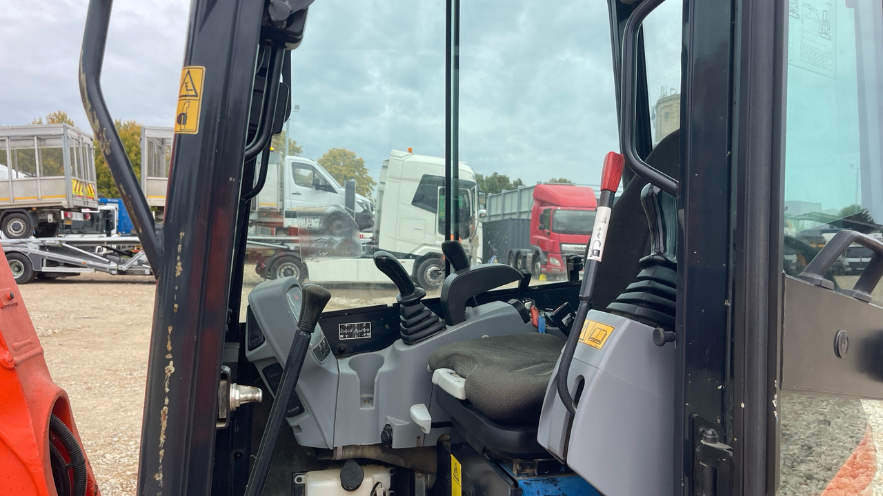 KUBOTA U27-4 - Ekskavator mini: gambar 5 KUBOTA U27-4 - Ekskavator mini: gambar 5