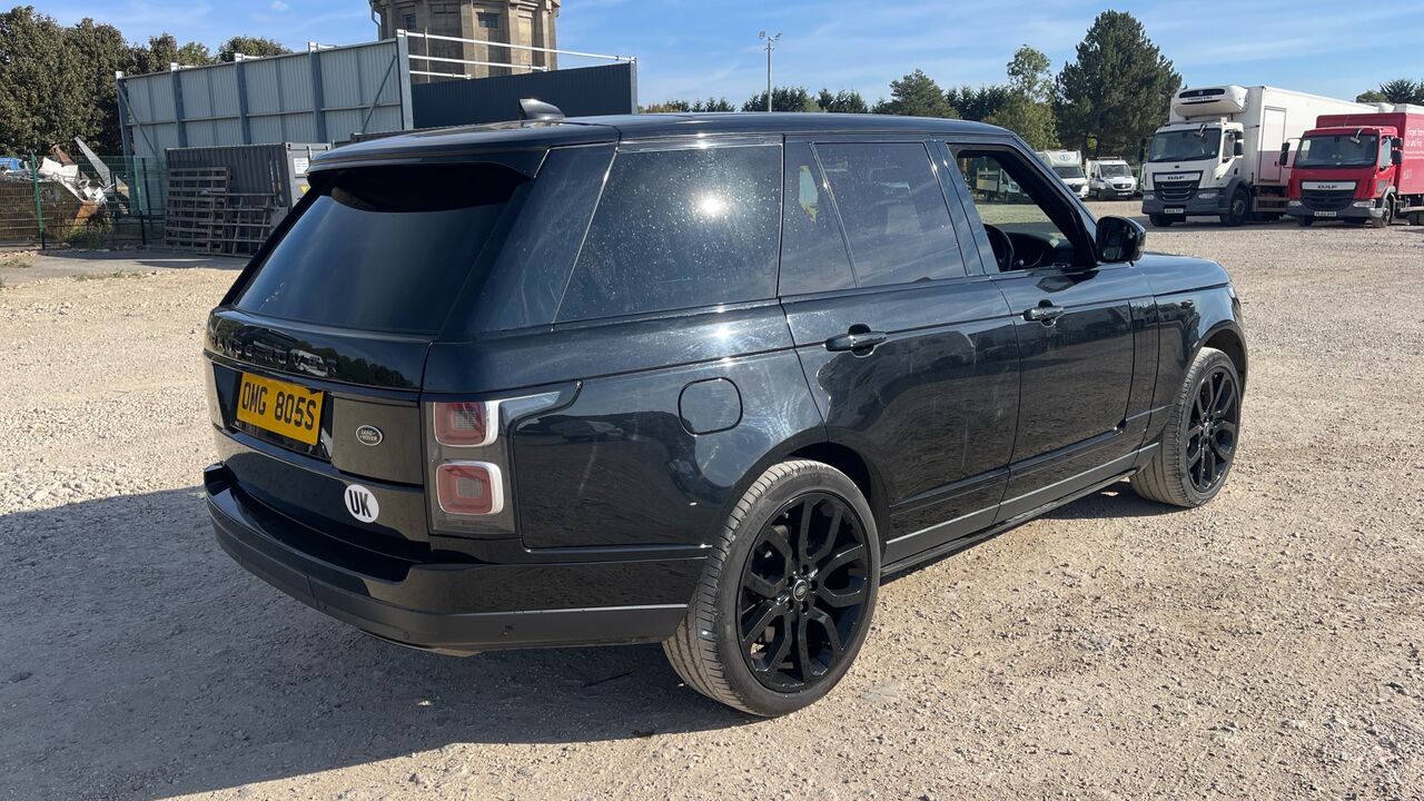 Land Rover Range Rover 4.4 SDV8 Autobiography - Mobil SUV: gambar 4 Land Rover Range Rover 4.4 SDV8 Autobiography - Mobil SUV: gambar 4