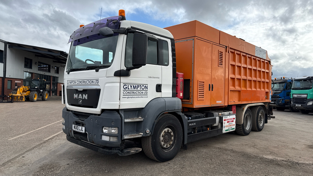 MAN TGS 26.440 - Truk vakum: gambar 2 MAN TGS 26.440 - Truk vakum: gambar 2