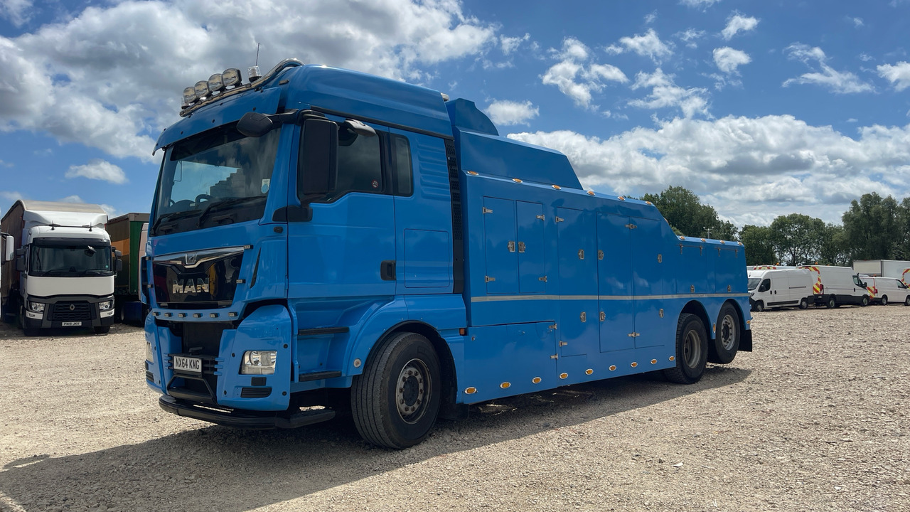 MAN TGX 26.480 - Mobil derek: gambar 2 MAN TGX 26.480 - Mobil derek: gambar 2