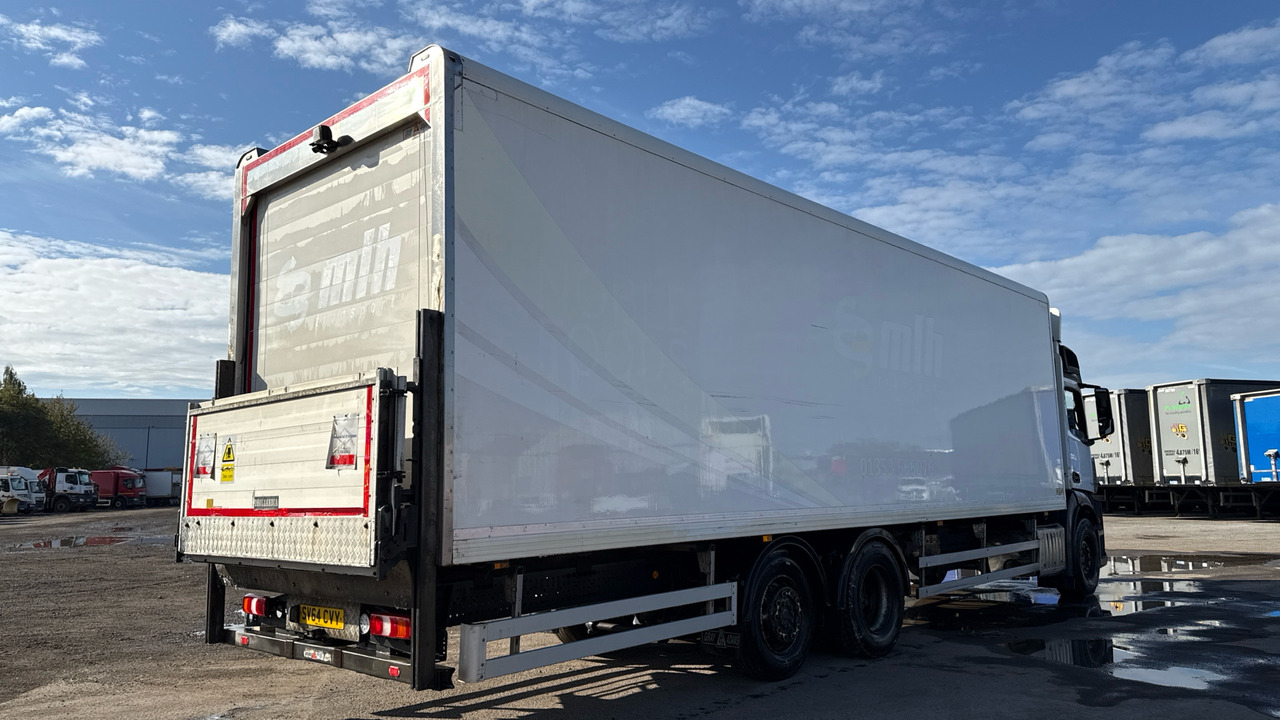 MERCEDES-BENZ ANTOS 2533 - Truk berpendingin: gambar 4 MERCEDES-BENZ ANTOS 2533 - Truk berpendingin: gambar 4