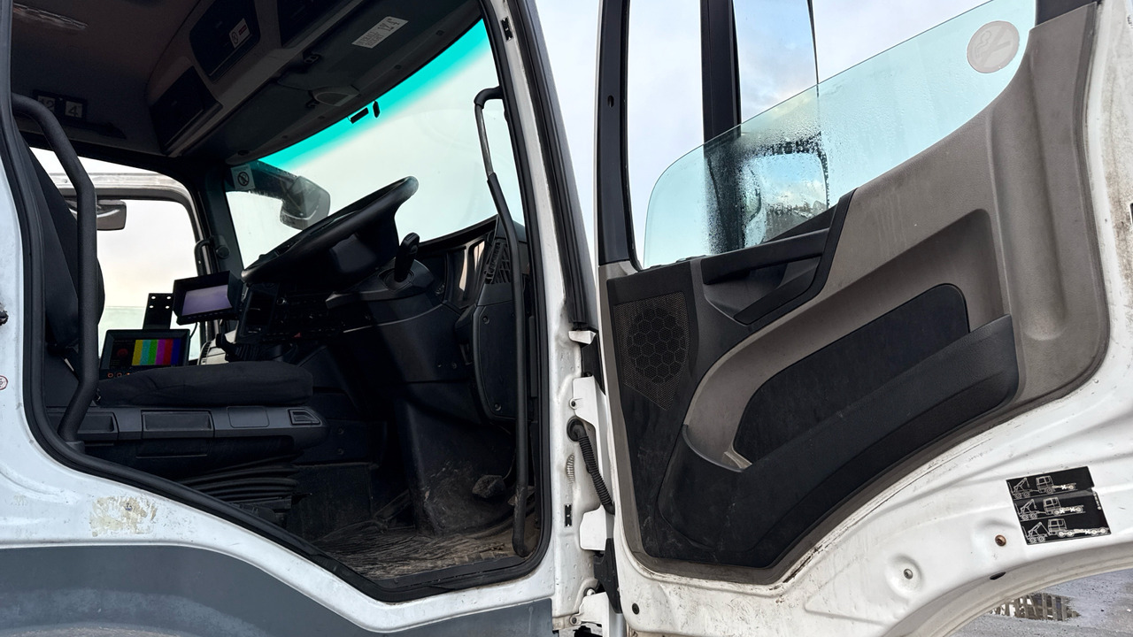 MERCEDES-BENZ ANTOS - Truk sampah: gambar 5 MERCEDES-BENZ ANTOS - Truk sampah: gambar 5