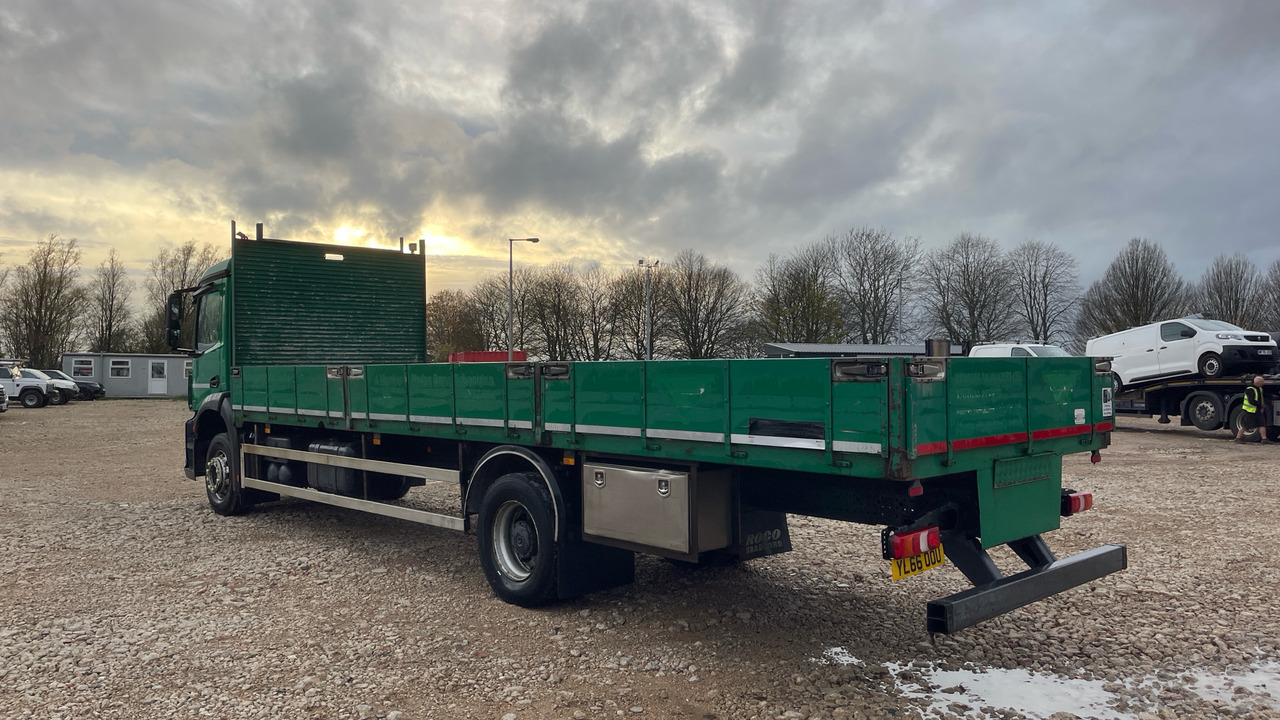 MERCEDES-BENZ AROCS 1824 - Truk flatbed: gambar 3 MERCEDES-BENZ AROCS 1824 - Truk flatbed: gambar 3