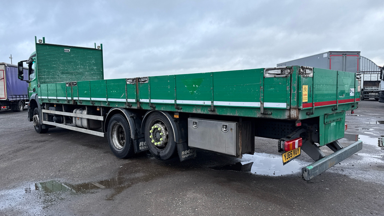 MERCEDES-BENZ AROCS 2530 - Truk flatbed: gambar 3 MERCEDES-BENZ AROCS 2530 - Truk flatbed: gambar 3