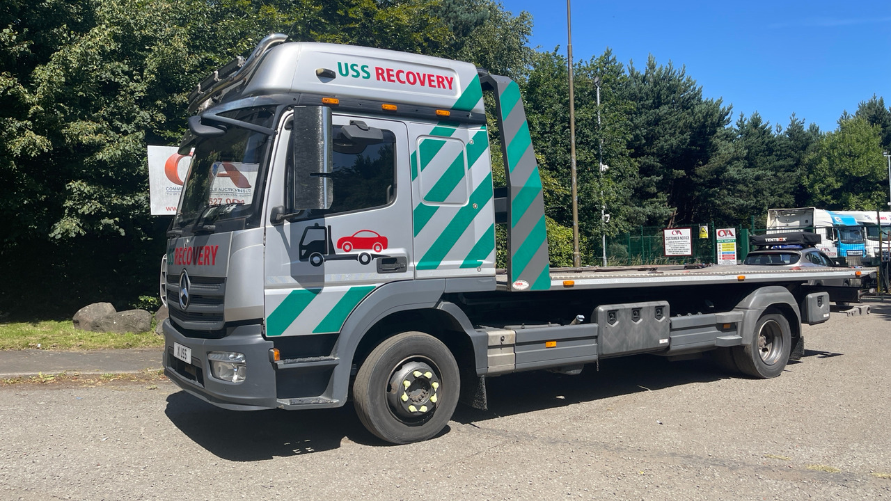 MERCEDES-BENZ ATEGO 4X2 - Truk pengangkut mobil: gambar 2 MERCEDES-BENZ ATEGO 4X2 - Truk pengangkut mobil: gambar 2