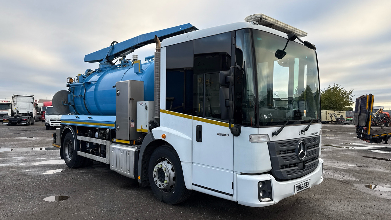 MERCEDES-BENZ ECONIC 1830 - Truk vakum: gambar 1 MERCEDES-BENZ ECONIC 1830 - Truk vakum: gambar 1