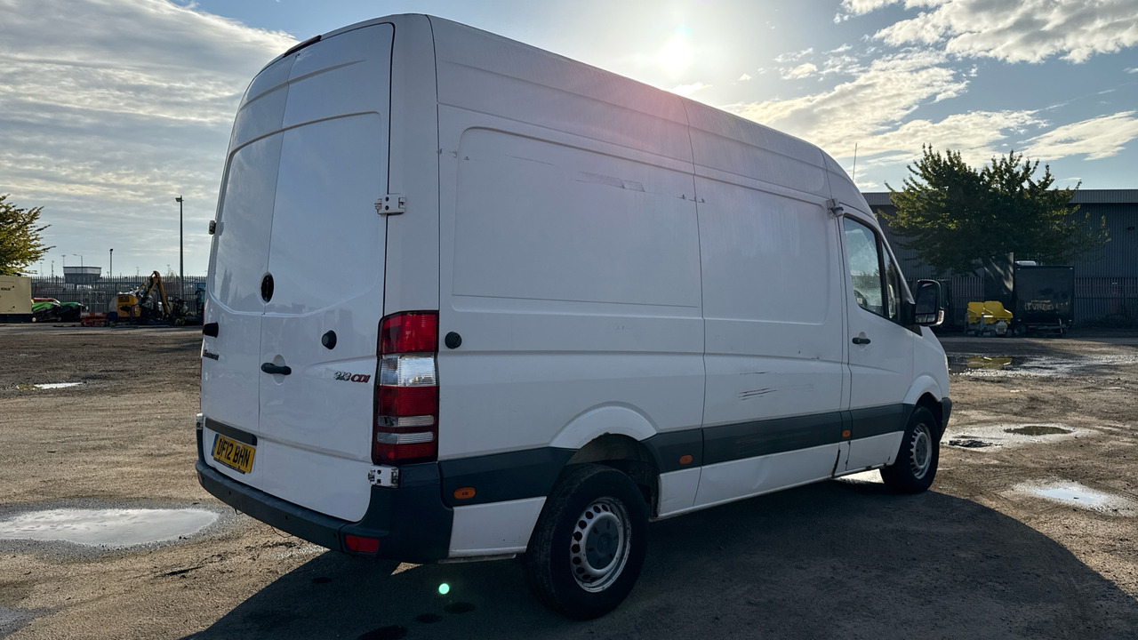 MERCEDES-BENZ SPRINTER 313 CDI - Van berpendingin: gambar 4 MERCEDES-BENZ SPRINTER 313 CDI - Van berpendingin: gambar 4