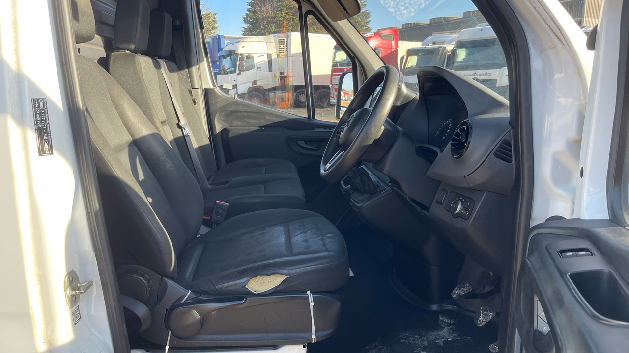MERCEDES-BENZ SPRINTER 314 CDI - Van panel: gambar 5 MERCEDES-BENZ SPRINTER 314 CDI - Van panel: gambar 5