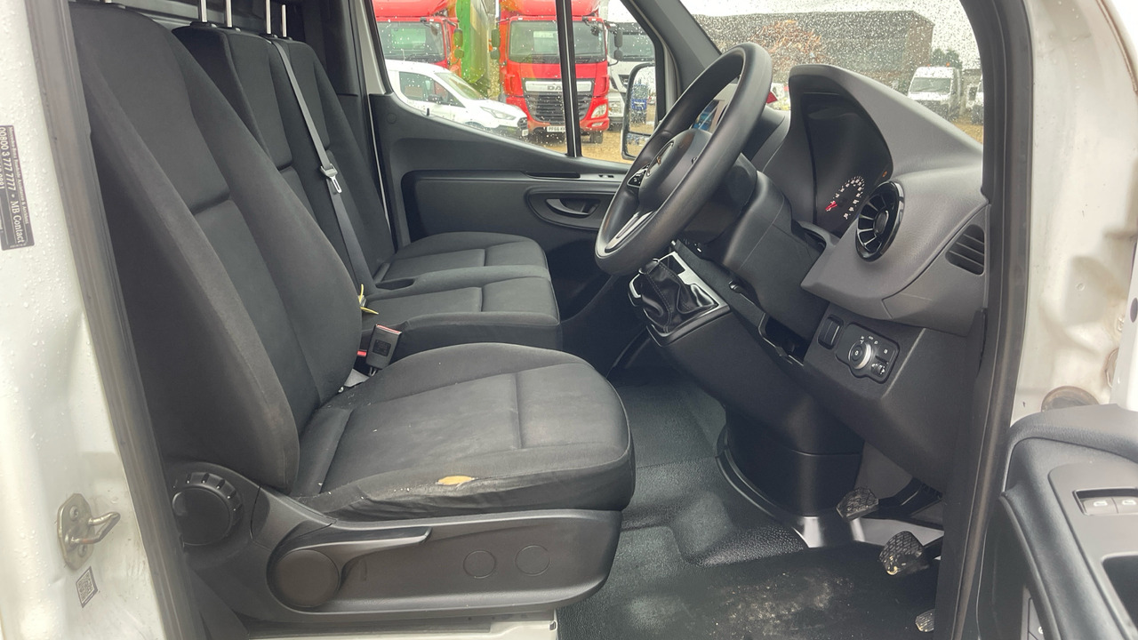 MERCEDES-BENZ SPRINTER 314 CDI - Van panel: gambar 5 MERCEDES-BENZ SPRINTER 314 CDI - Van panel: gambar 5