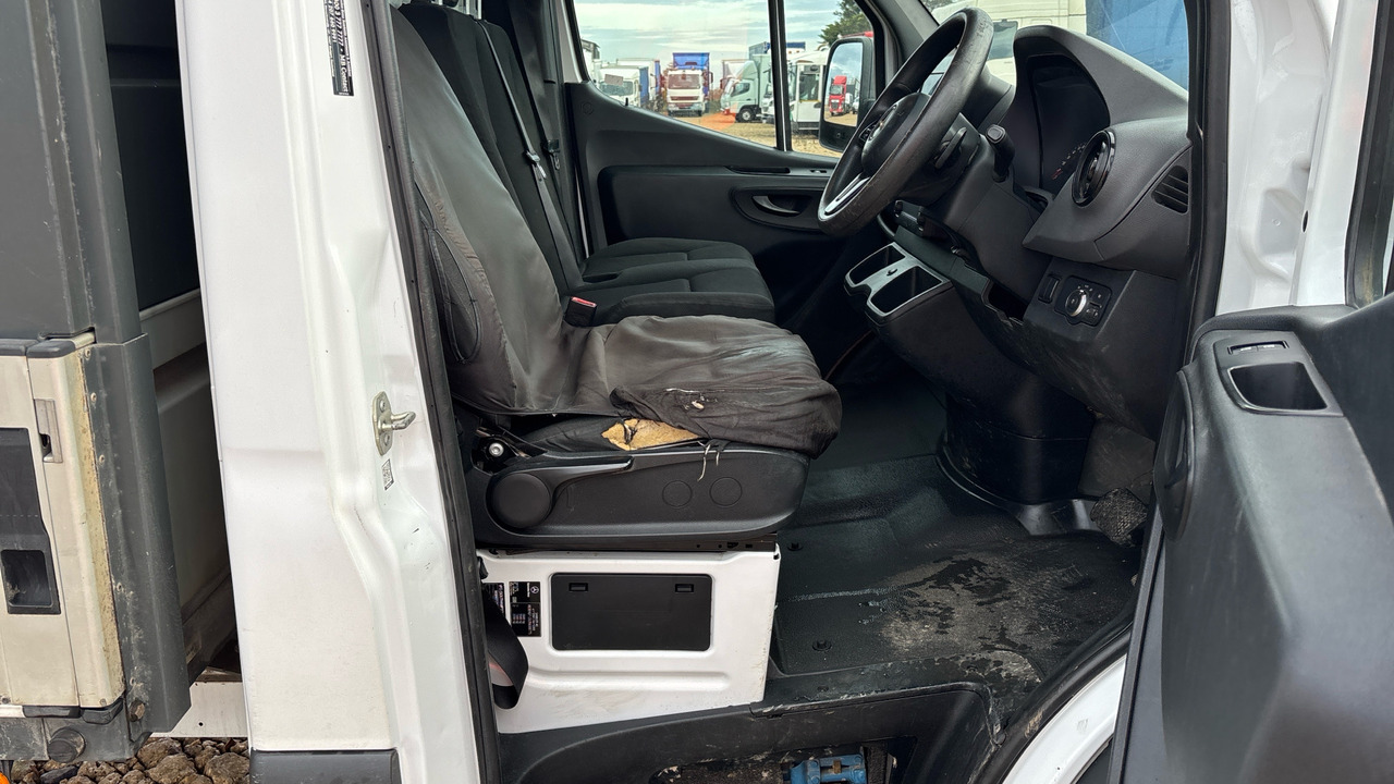 MERCEDES-BENZ SPRINTER 314 CDI - Van flatbed: gambar 5 MERCEDES-BENZ SPRINTER 314 CDI - Van flatbed: gambar 5