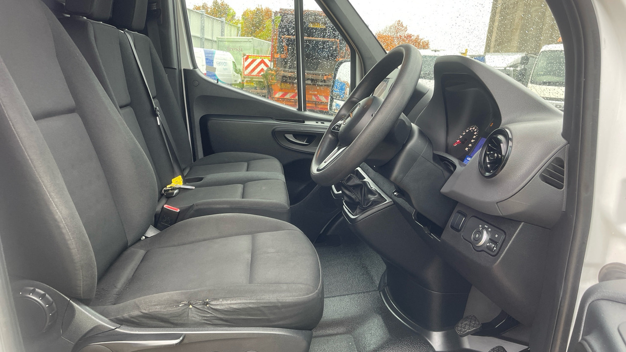 MERCEDES-BENZ SPRINTER 314 CDI - Van panel: gambar 5 MERCEDES-BENZ SPRINTER 314 CDI - Van panel: gambar 5