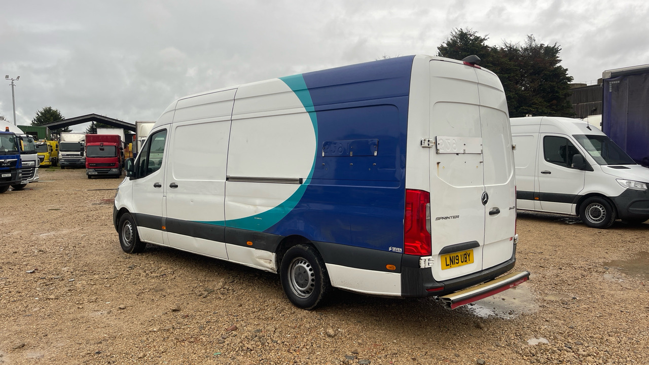 MERCEDES-BENZ SPRINTER 314 CDI - Van panel: gambar 3 MERCEDES-BENZ SPRINTER 314 CDI - Van panel: gambar 3