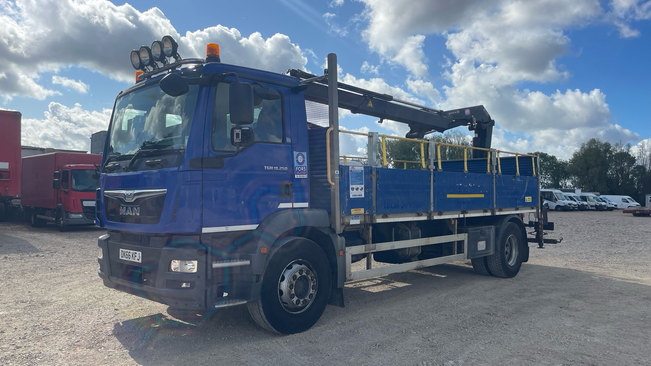 Man TGM 18.250 - Truk flatbed, Truk derek: gambar 2 Man TGM 18.250 - Truk flatbed, Truk derek: gambar 2