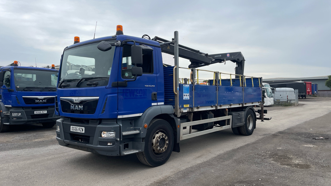 Man TGM 18.250 - Truk flatbed, Truk derek: gambar 2 Man TGM 18.250 - Truk flatbed, Truk derek: gambar 2