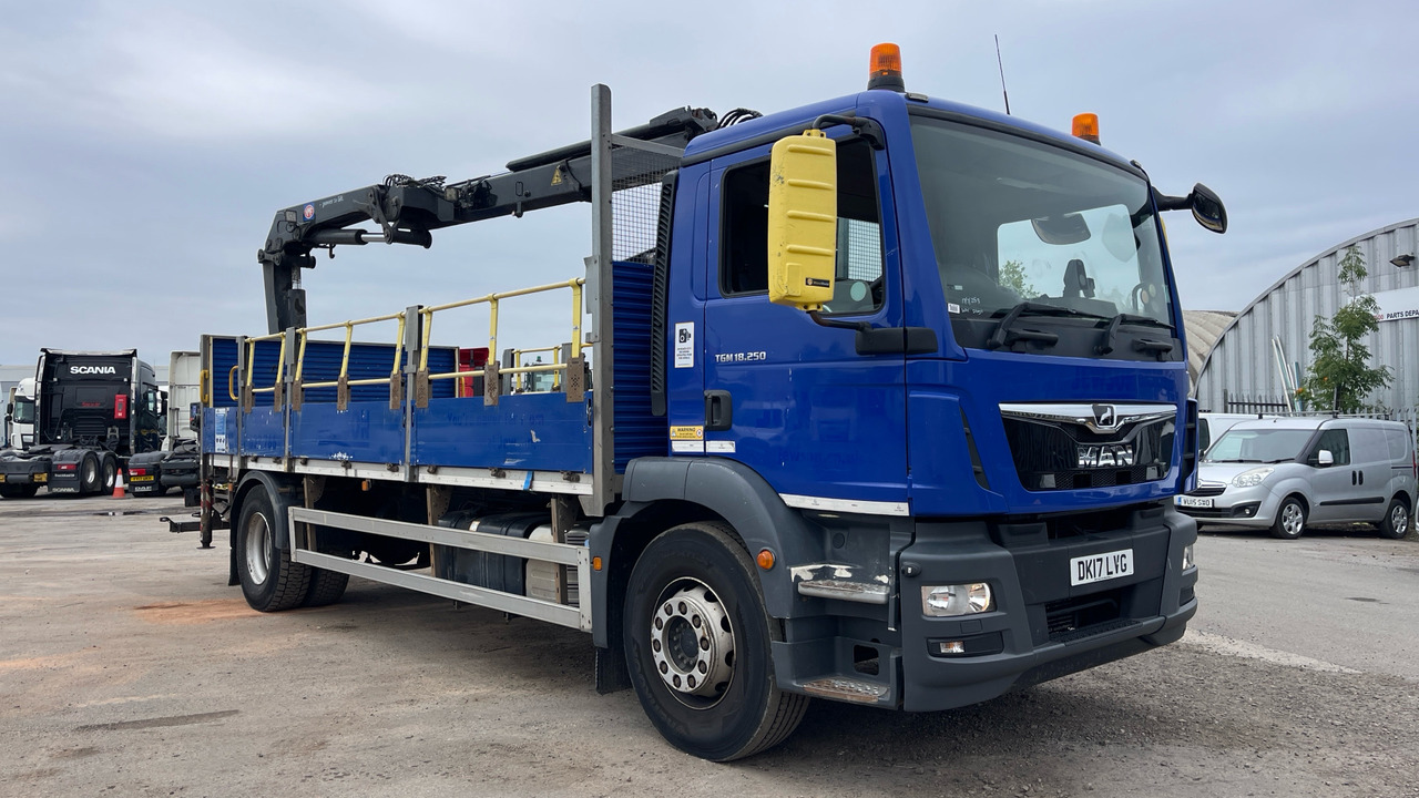 Man TGM 18.250 - Truk flatbed, Truk derek: gambar 1 Man TGM 18.250 - Truk flatbed, Truk derek: gambar 1