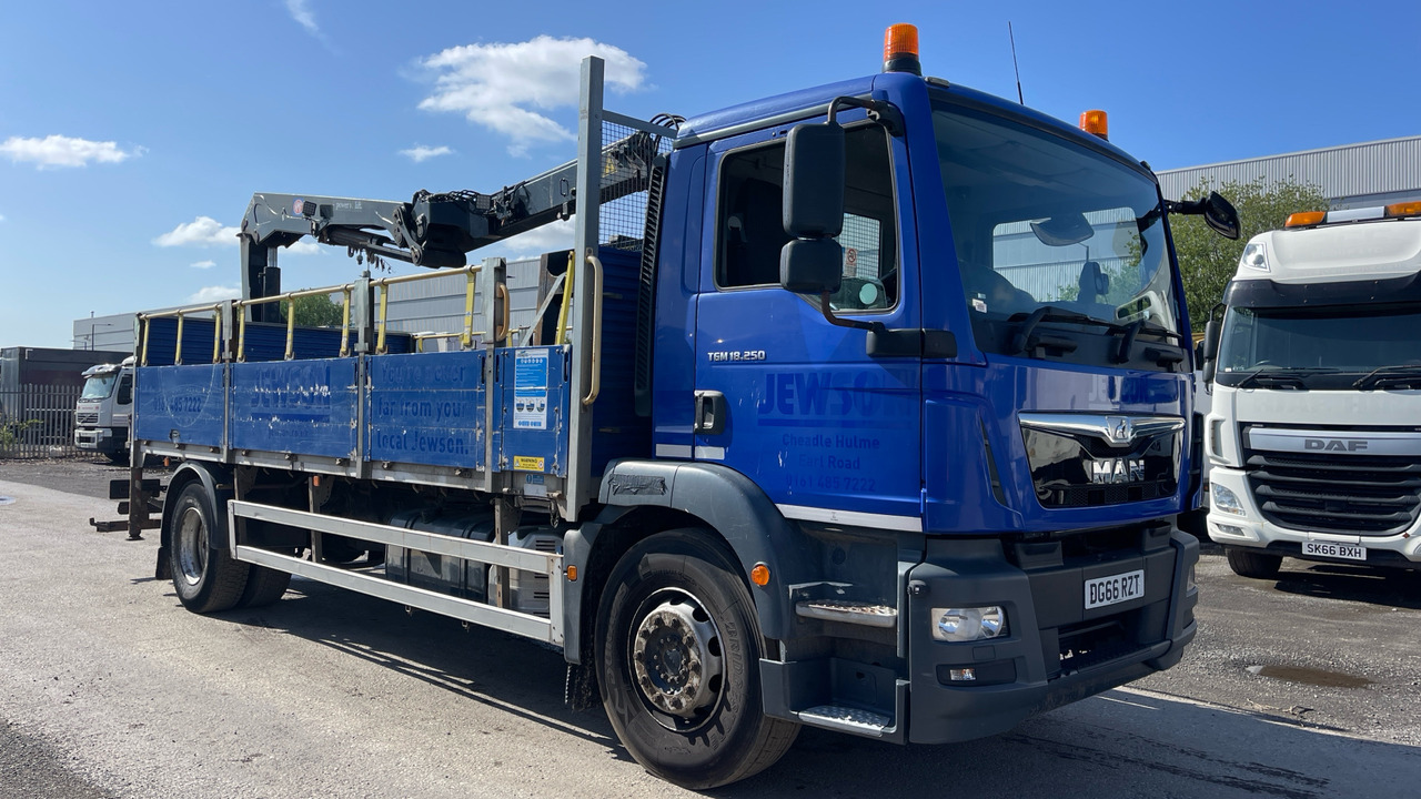 Man TGM 18.250 - Truk flatbed, Truk derek: gambar 1 Man TGM 18.250 - Truk flatbed, Truk derek: gambar 1