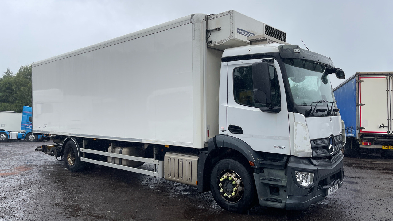 Mercedes-Benz Antos 1827 - Truk berpendingin: gambar 1 Mercedes-Benz Antos 1827 - Truk berpendingin: gambar 1