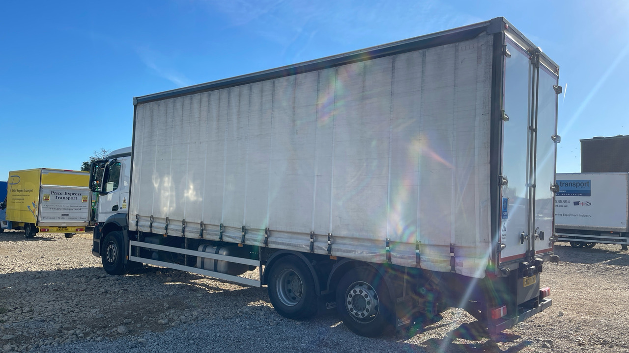 Mercedes-Benz Antos - Truk dengan terpal samping: gambar 3 Mercedes-Benz Antos - Truk dengan terpal samping: gambar 3