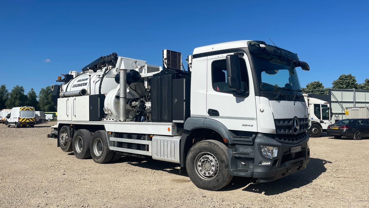 Mercedes-Benz Arocs 3243 - Truk vakum: gambar 1 Mercedes-Benz Arocs 3243 - Truk vakum: gambar 1