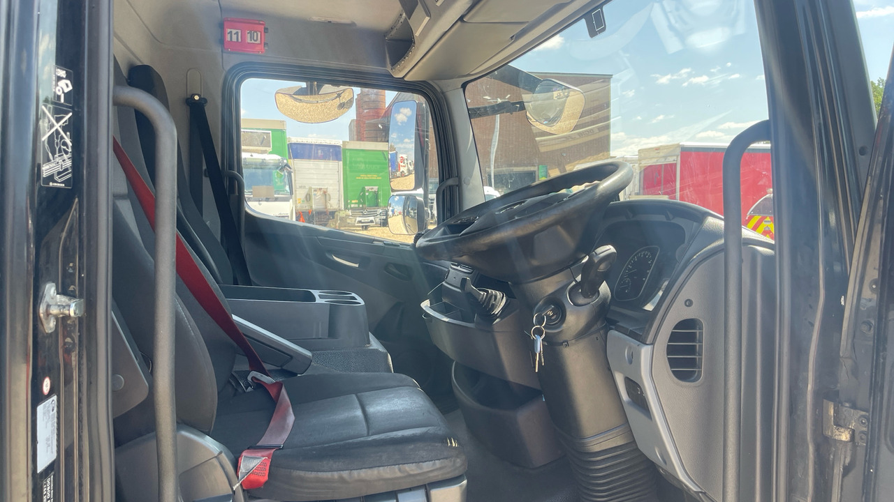 Mercedes-Benz Atego 1018 - Truk box: gambar 5 Mercedes-Benz Atego 1018 - Truk box: gambar 5
