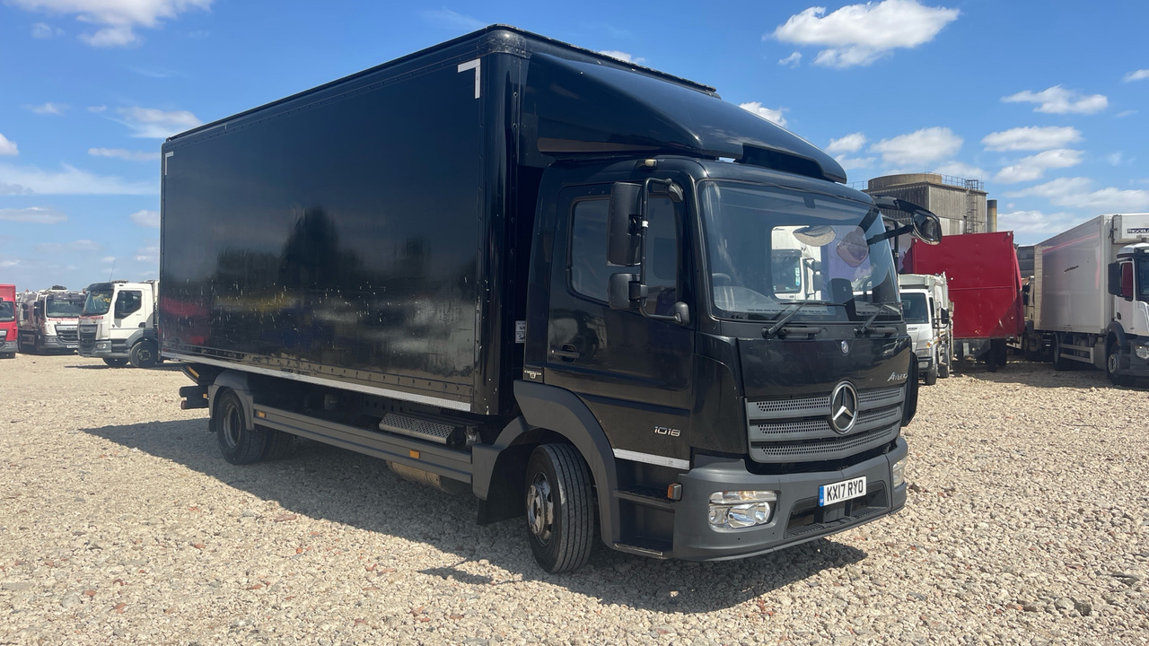 Mercedes-Benz Atego 1018 - Truk box: gambar 1 Mercedes-Benz Atego 1018 - Truk box: gambar 1