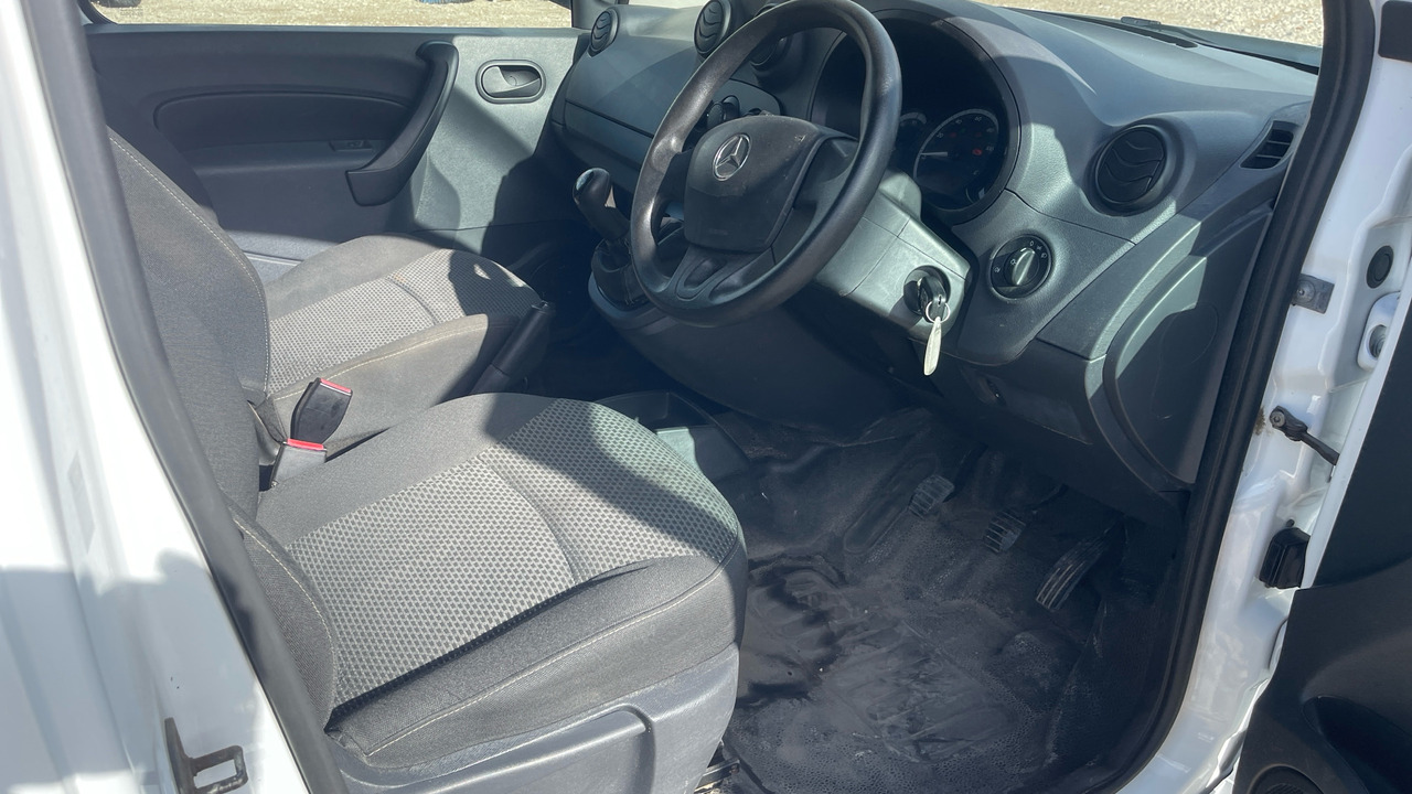 Mercedes-Benz Citan 109 1.5 CDI - Van kecil: gambar 5 Mercedes-Benz Citan 109 1.5 CDI - Van kecil: gambar 5