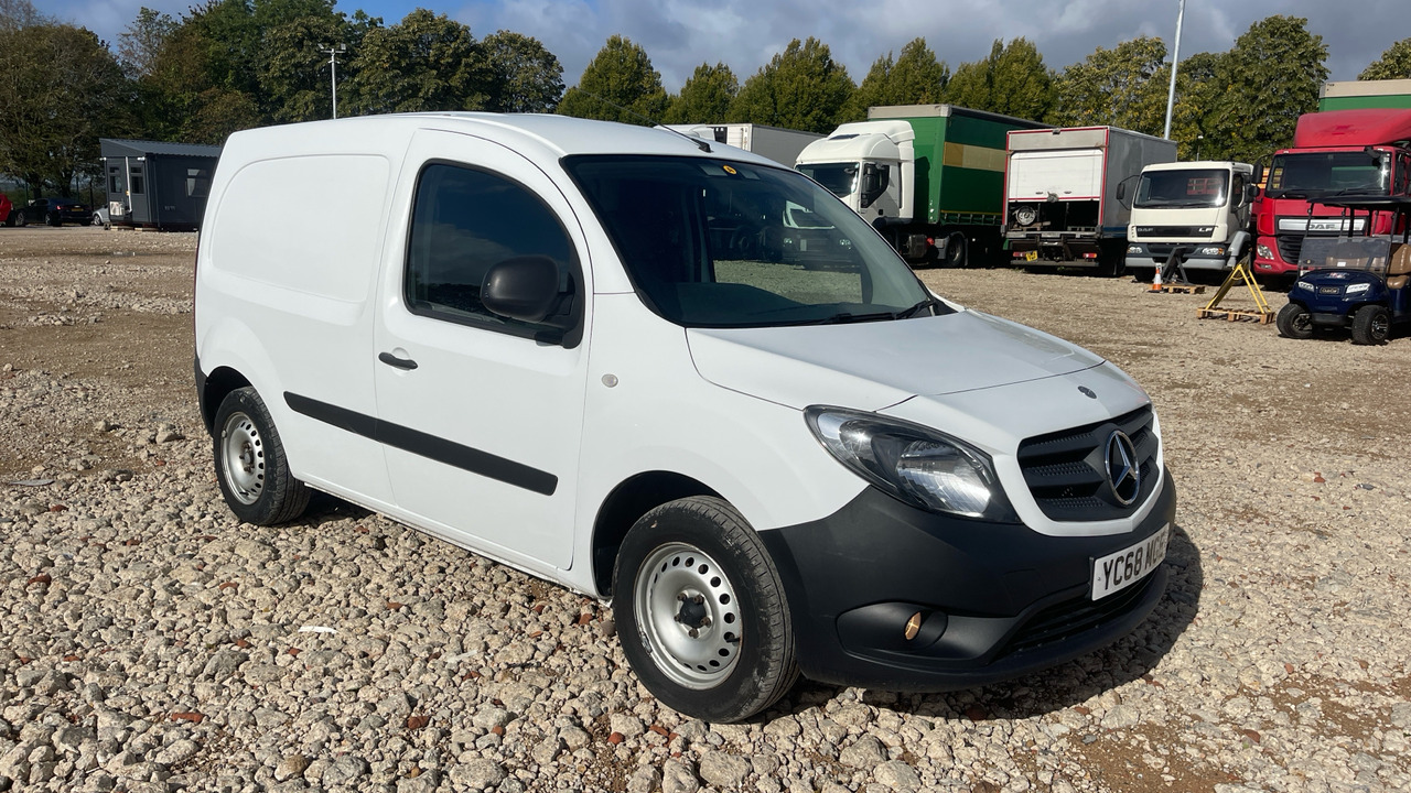 Mercedes-Benz Citan 109 1.5 CDI - Van kecil: gambar 1 Mercedes-Benz Citan 109 1.5 CDI - Van kecil: gambar 1