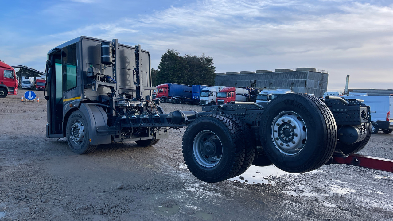 Mercedes-Benz Econic - Truk sasis, Truk listrik: gambar 4 Mercedes-Benz Econic - Truk sasis, Truk listrik: gambar 4