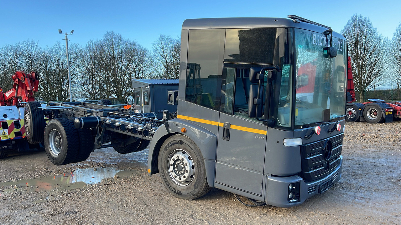 Mercedes-Benz Econic - Truk sasis, Truk listrik: gambar 1 Mercedes-Benz Econic - Truk sasis, Truk listrik: gambar 1