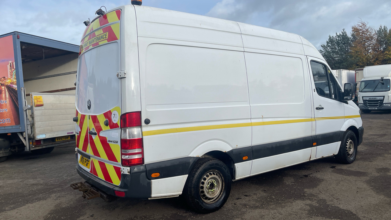 Mercedes-Benz Sprinter 314 2.2 CDI - Van panel: gambar 4 Mercedes-Benz Sprinter 314 2.2 CDI - Van panel: gambar 4