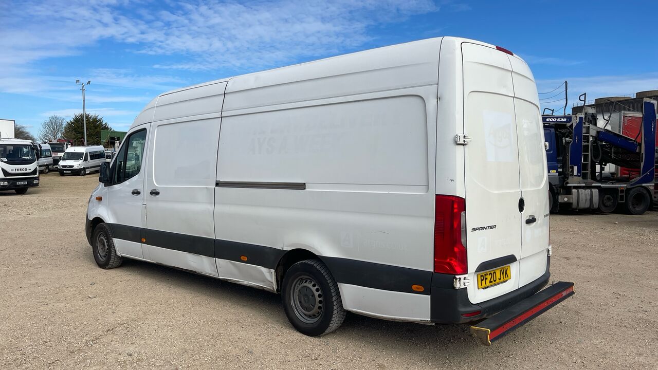 Mercedes-Benz Sprinter 314 CDI - Van panel: gambar 3 Mercedes-Benz Sprinter 314 CDI - Van panel: gambar 3