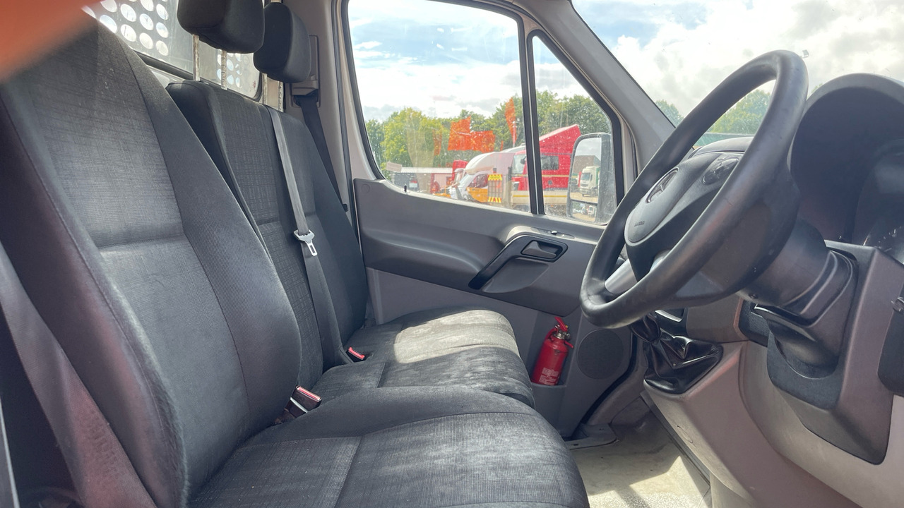 Mercedes-Benz Sprinter 314 CDI - Van flatbed: gambar 5 Mercedes-Benz Sprinter 314 CDI - Van flatbed: gambar 5