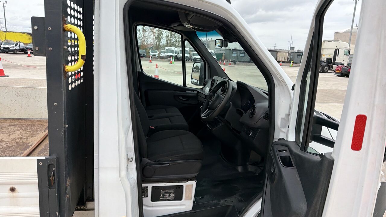 Mercedes-Benz Sprinter 315cdi L3 Diesel Rwd 3.5t Progressive Dropside - Van flatbed: gambar 5 Mercedes-Benz Sprinter 315cdi L3 Diesel Rwd 3.5t Progressive Dropside - Van flatbed: gambar 5