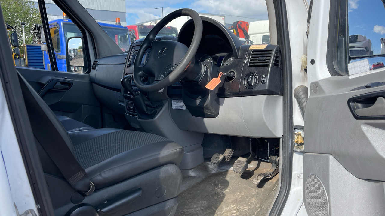 Mercedes-Benz Sprinter 513 CDI - Platform udara yang dipasang di truk: gambar 5 Mercedes-Benz Sprinter 513 CDI - Platform udara yang dipasang di truk: gambar 5