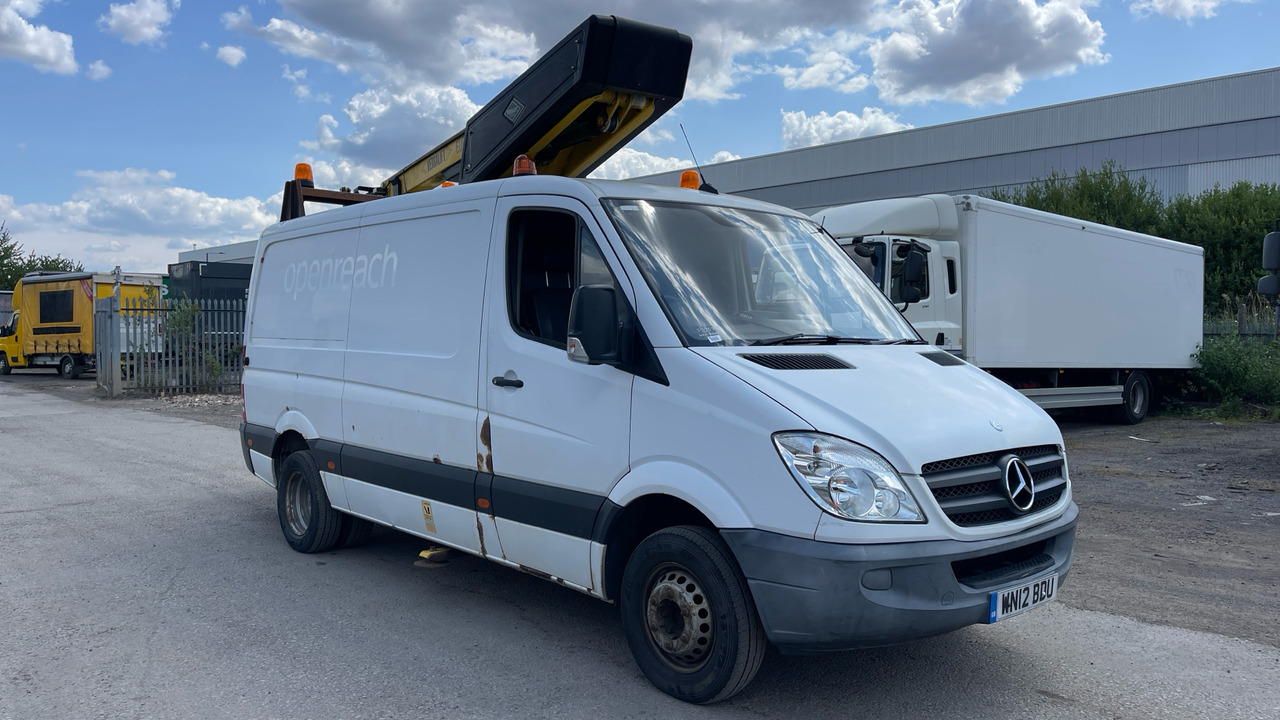 Mercedes-Benz Sprinter 513 CDI - Platform udara yang dipasang di truk: gambar 1 Mercedes-Benz Sprinter 513 CDI - Platform udara yang dipasang di truk: gambar 1