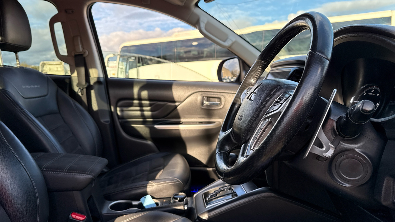 Mitsubishi L200 DI-D 2.3 Barbarian X 150PS - Truk pikap, Van kombi: gambar 5 Mitsubishi L200 DI-D 2.3 Barbarian X 150PS - Truk pikap, Van kombi: gambar 5