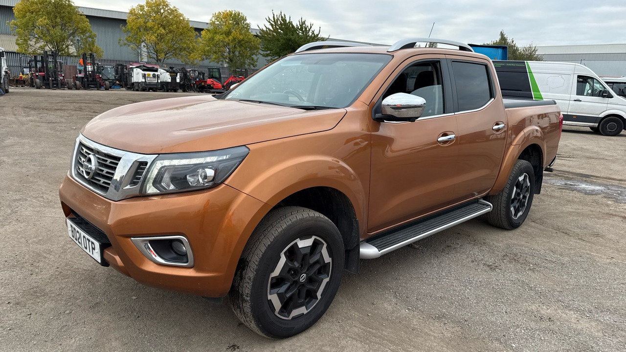 NISSAN NAVARA 2.3 DCi 190PS - Truk pikap, Van kombi: gambar 2 NISSAN NAVARA 2.3 DCi 190PS - Truk pikap, Van kombi: gambar 2