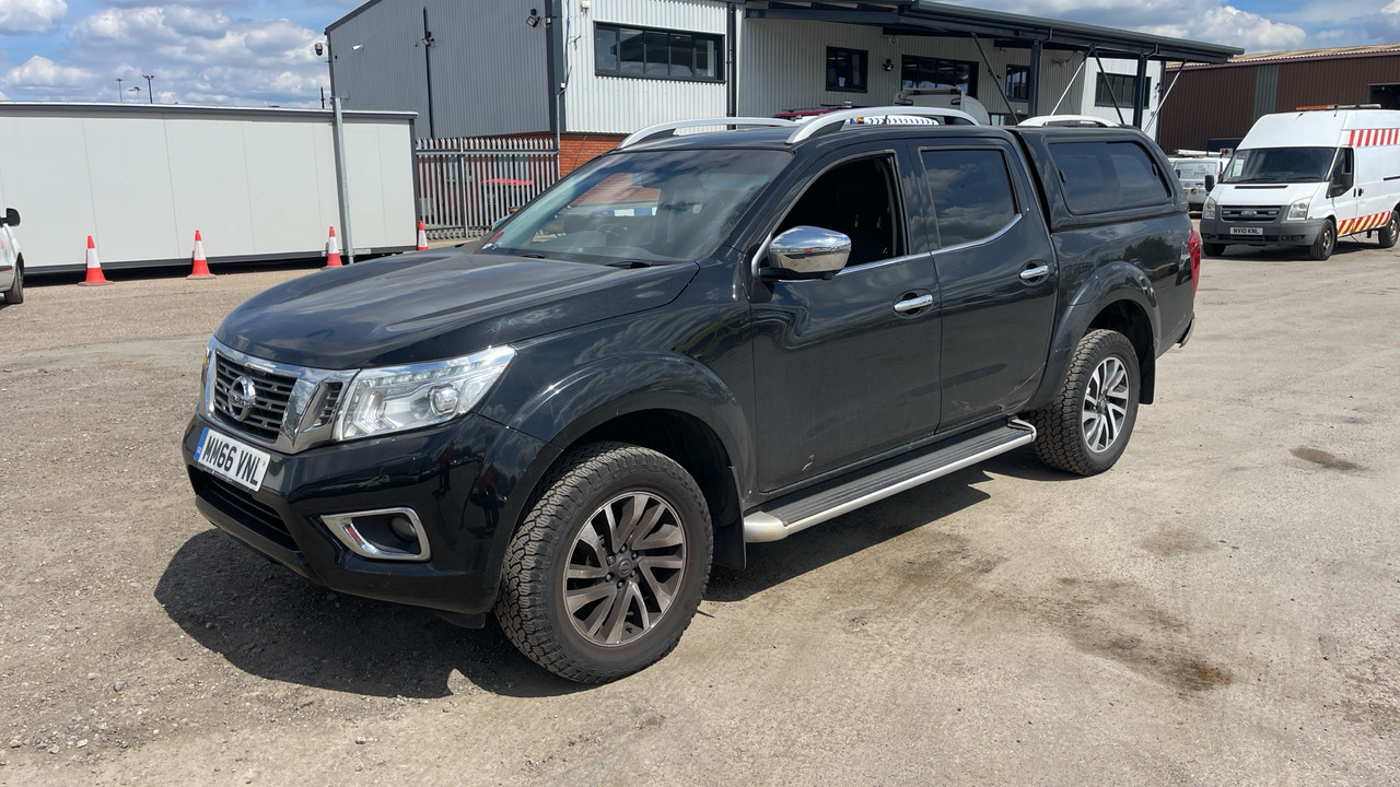 NISSAN NAVARA TEKNA 2.3 DCI 190PS - Truk pikap, Van kombi: gambar 2 NISSAN NAVARA TEKNA 2.3 DCI 190PS - Truk pikap, Van kombi: gambar 2