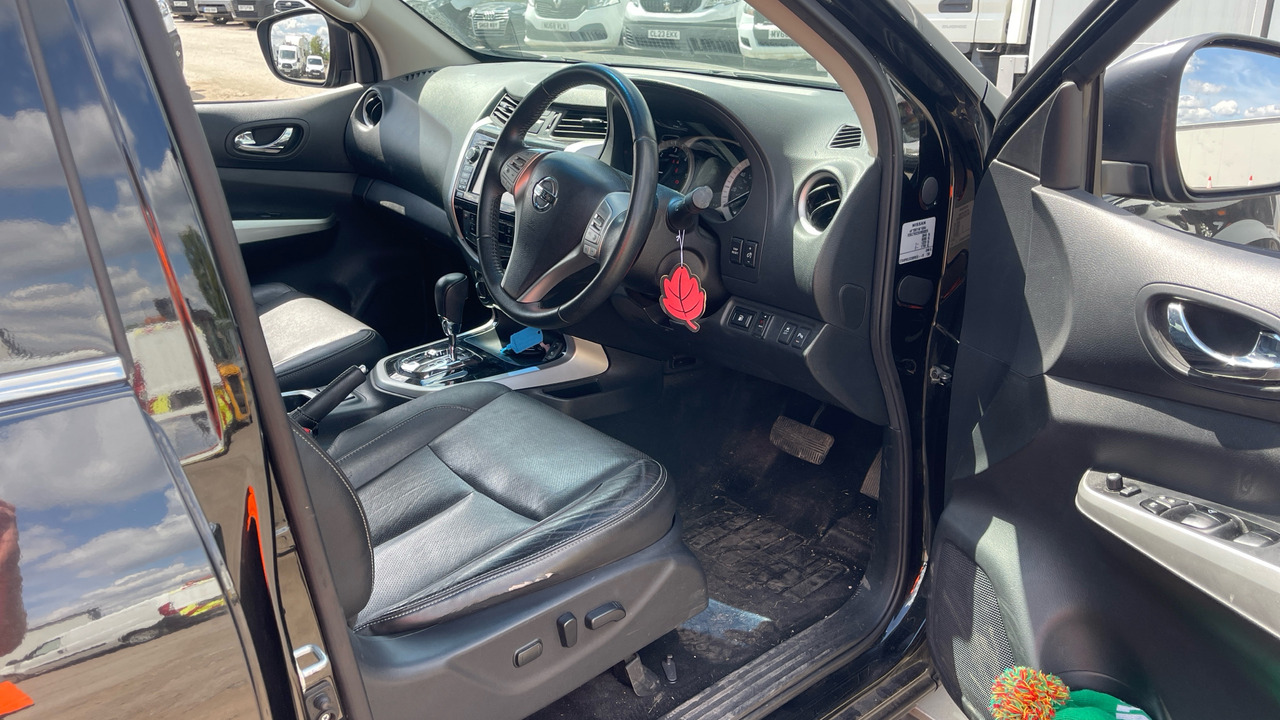 NISSAN NAVARA TEKNA 2.3 DCI 190PS - Truk pikap, Van kombi: gambar 5 NISSAN NAVARA TEKNA 2.3 DCI 190PS - Truk pikap, Van kombi: gambar 5