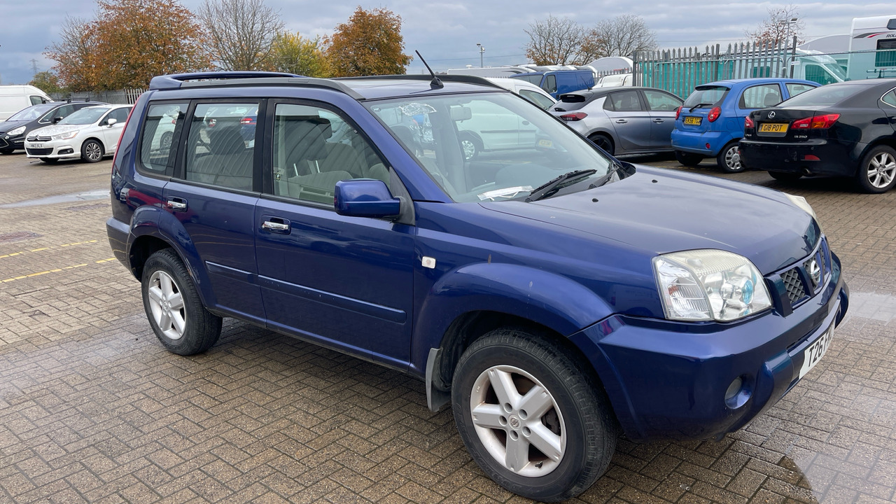 NISSAN X-TRAIL SPORT - Mobil SUV: gambar 1 NISSAN X-TRAIL SPORT - Mobil SUV: gambar 1