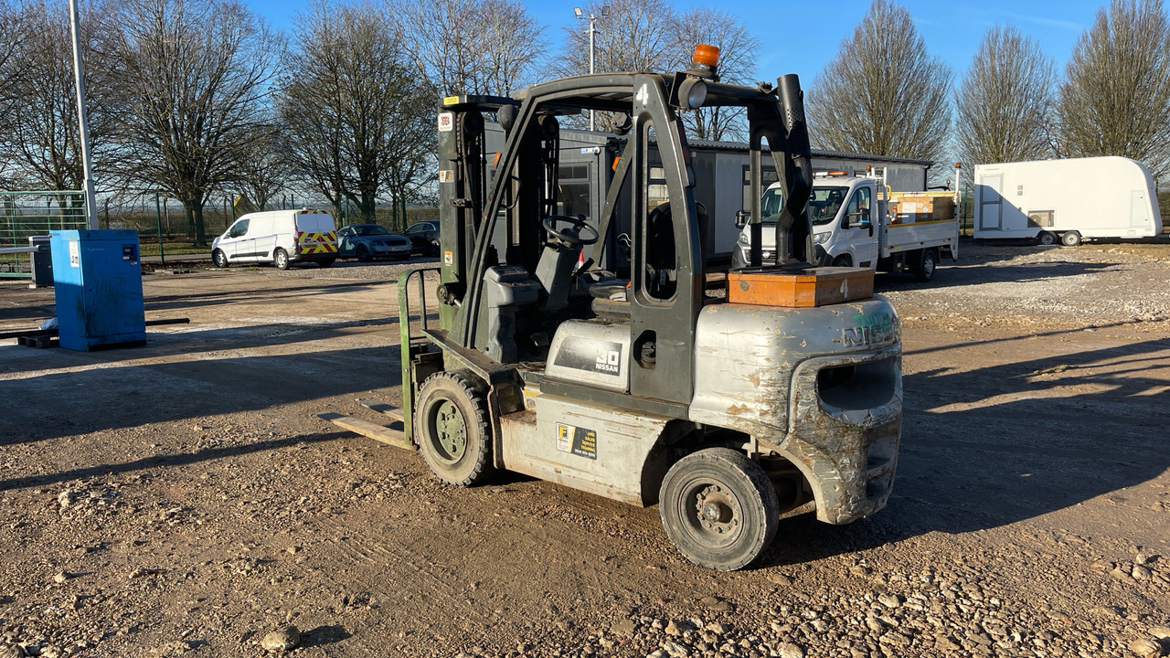 NISSAN YG1D2A300 - Forklift diesel: gambar 4 NISSAN YG1D2A300 - Forklift diesel: gambar 4