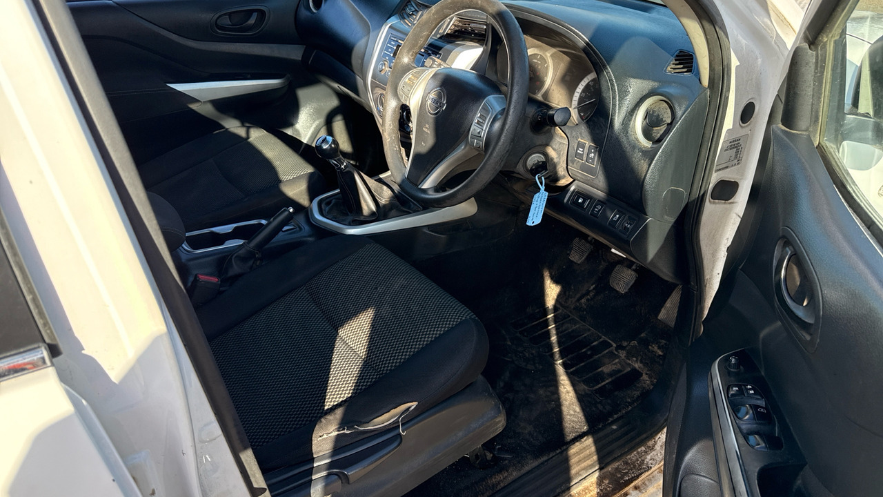 Nissan Navara VISIA 2.3 DCI 160PS - Truk pikap, Van kombi: gambar 5 Nissan Navara VISIA 2.3 DCI 160PS - Truk pikap, Van kombi: gambar 5