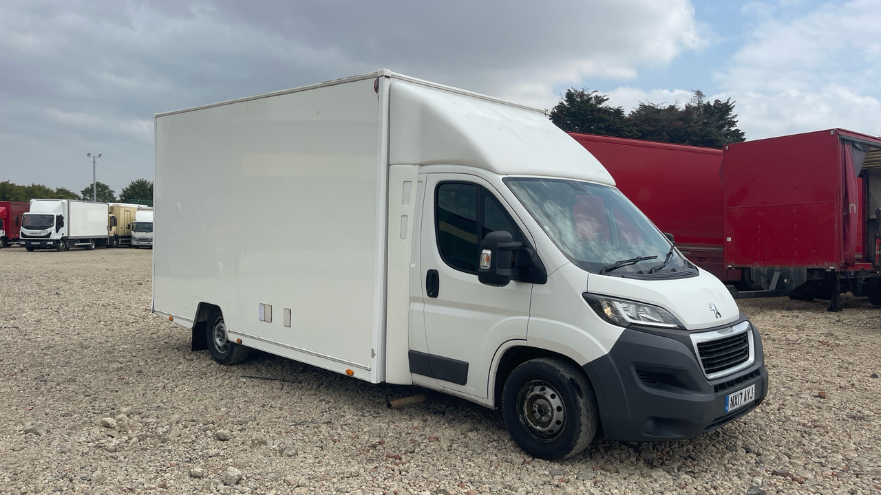 PEUGEOT BOXER 335 2.0 BLUE HDI 130PS - Van box: gambar 1 PEUGEOT BOXER 335 2.0 BLUE HDI 130PS - Van box: gambar 1