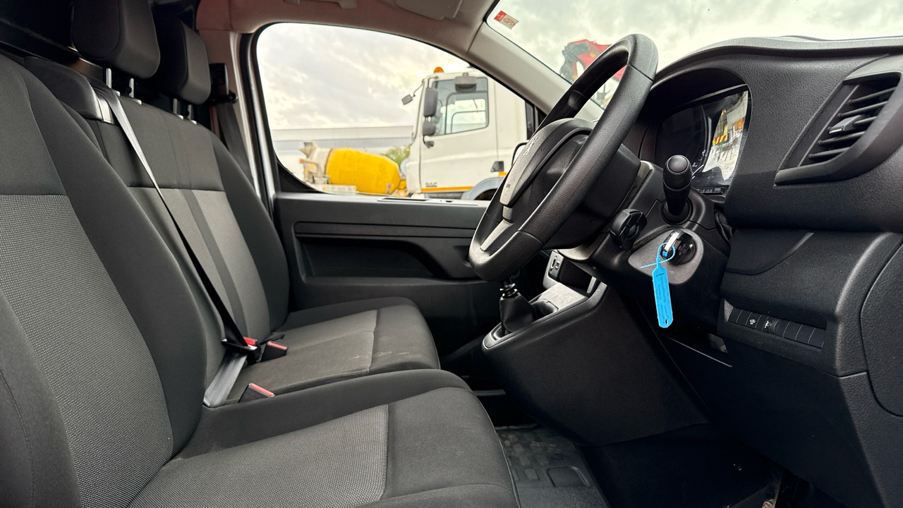 PEUGEOT EXPERT 1000 1.5 BlueHDi 100PS - Van kecil: gambar 5 PEUGEOT EXPERT 1000 1.5 BlueHDi 100PS - Van kecil: gambar 5