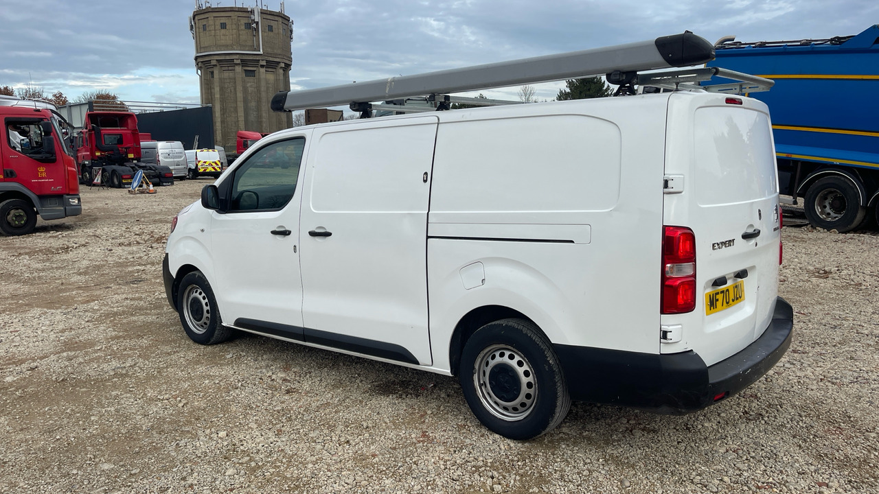 PEUGEOT EXPERT PROFESSIONAL 1200 1.5 BLUE HDI 100PS - Van kecil: gambar 3 PEUGEOT EXPERT PROFESSIONAL 1200 1.5 BLUE HDI 100PS - Van kecil: gambar 3